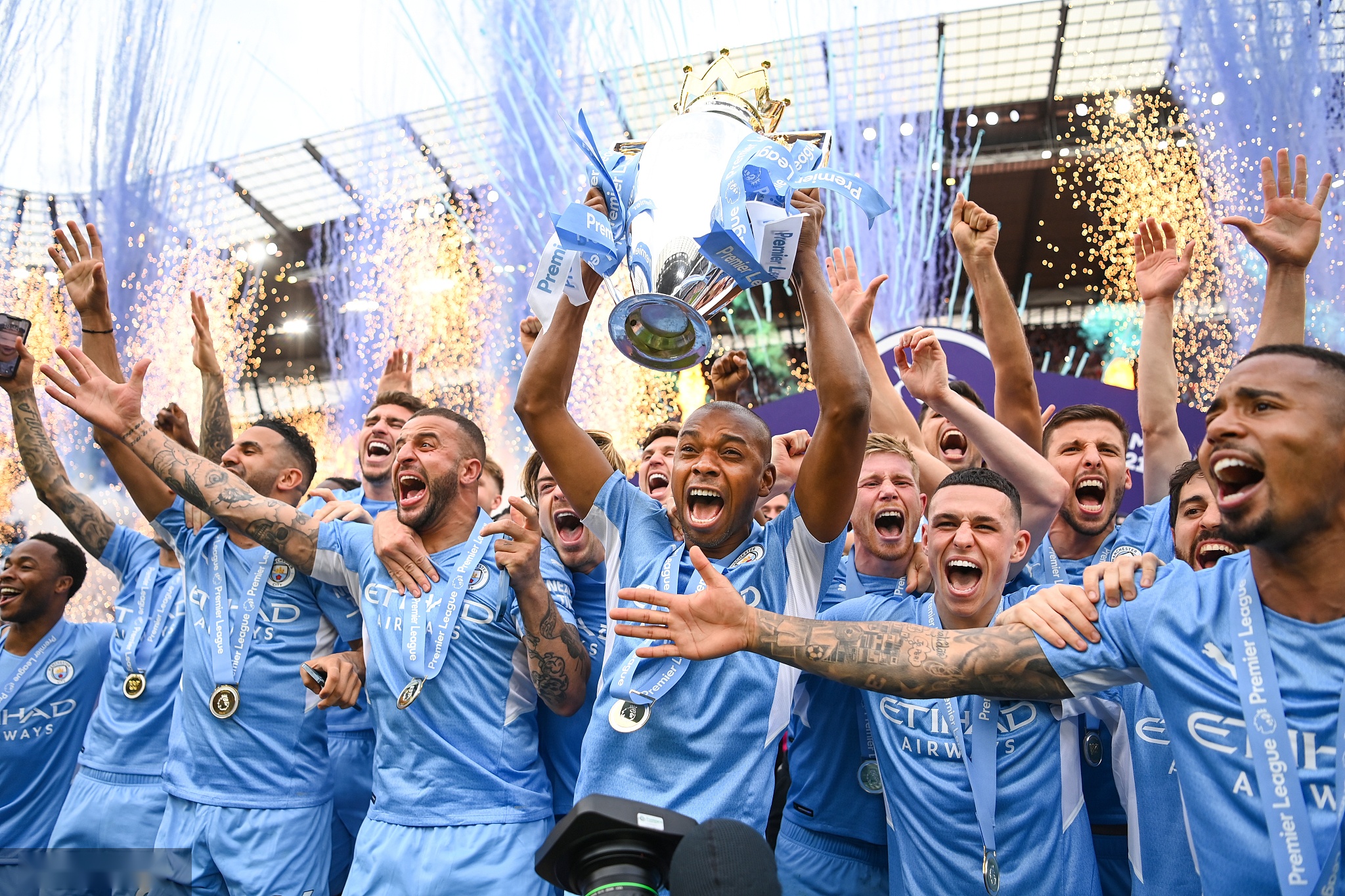 大连人凭借 大连人凭借