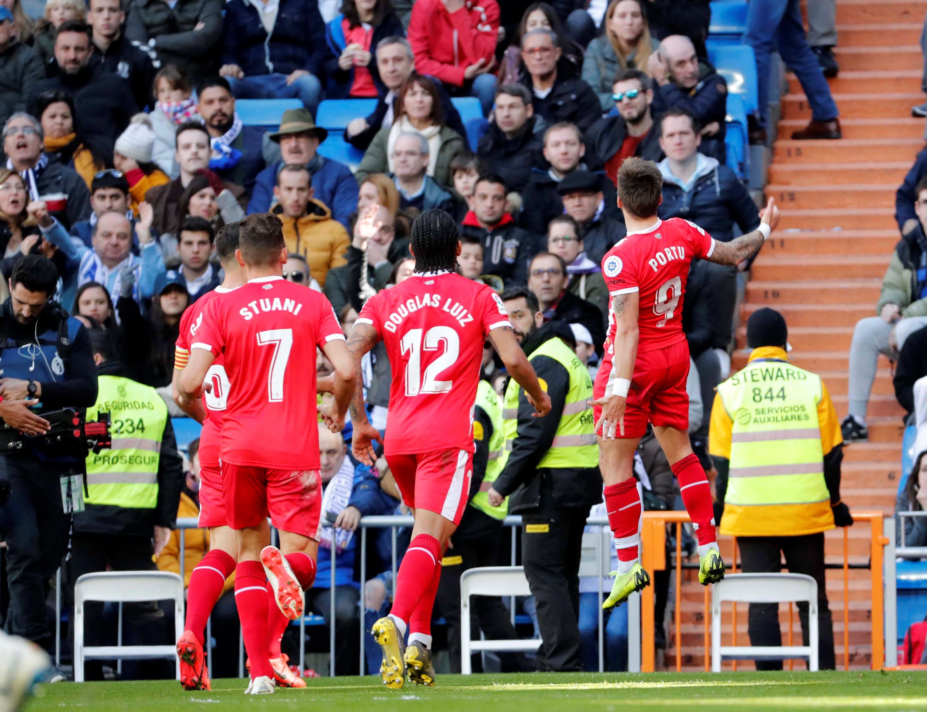 他不仅能胜 他不仅能胜